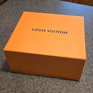 Louis Vuitton Crafty Boite Chapeau Souple PM Pink Red White Crossbody